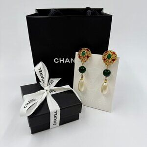 CHANEL: gold metal, green/red gripoix, imitation pearl drop earrings, 1980's